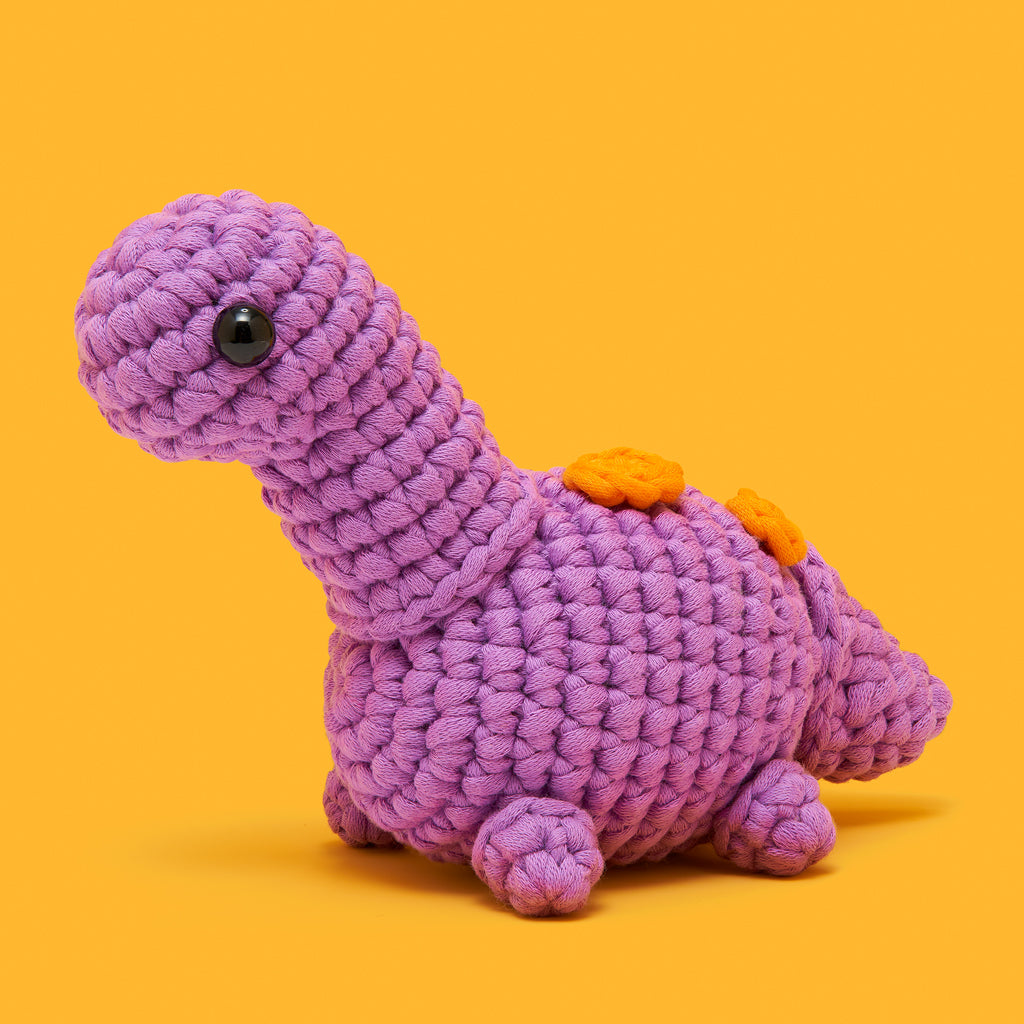 The Woobles Wally the Brachiosaurus Beginner Crochet Kit | Easy Amigurumi Dinosaur for Ages 8+