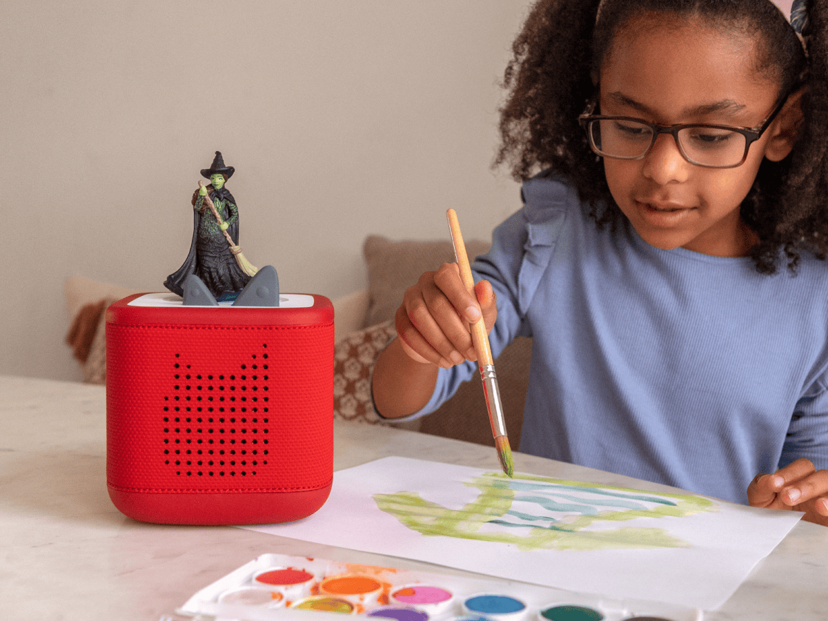Tonies Wicked the Musical – Screen-Free Audio Tonie Figure for Kids (Ages 1+)
