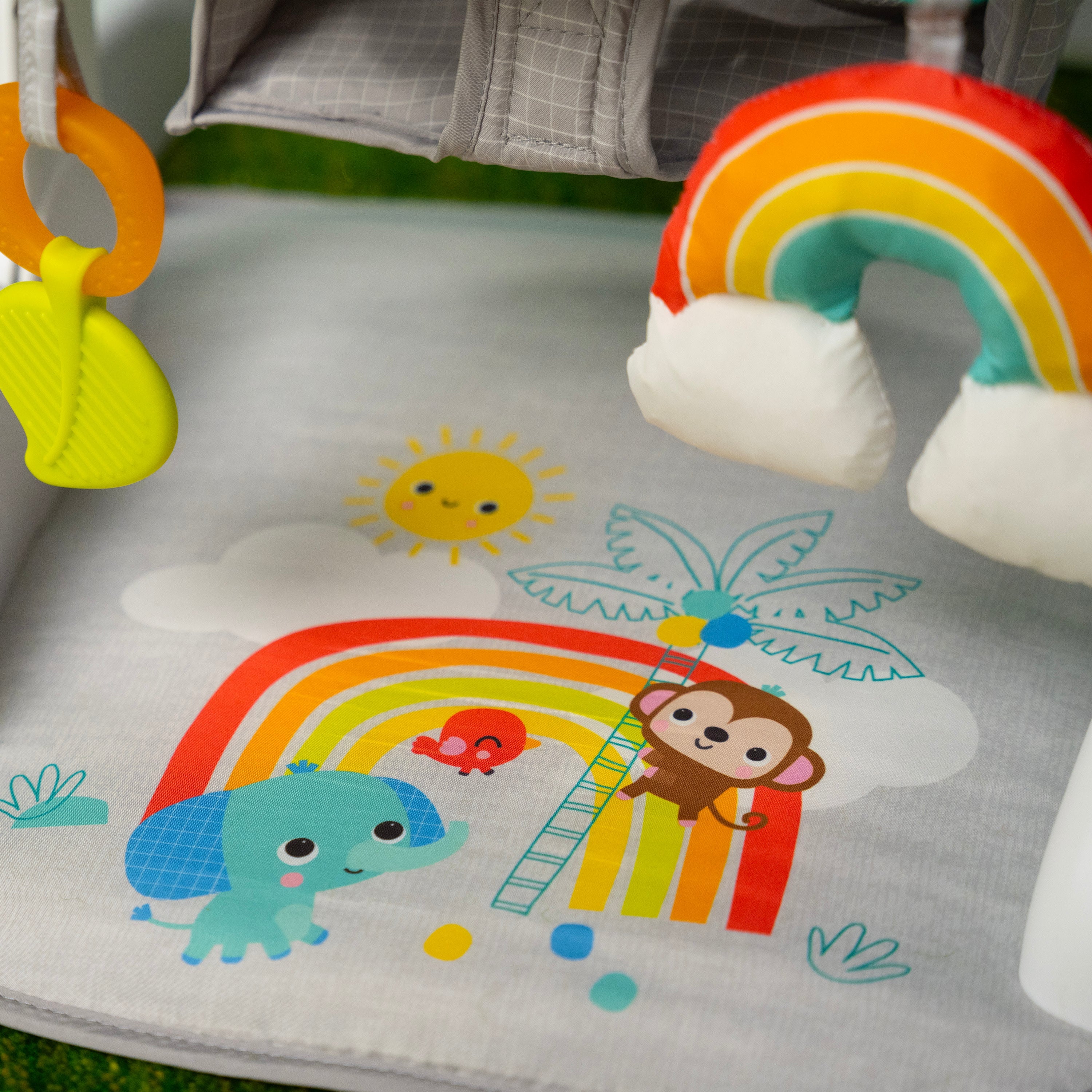 Bright Starts Playful Paradise Learn-to-Sit 2-Position Floor Seat