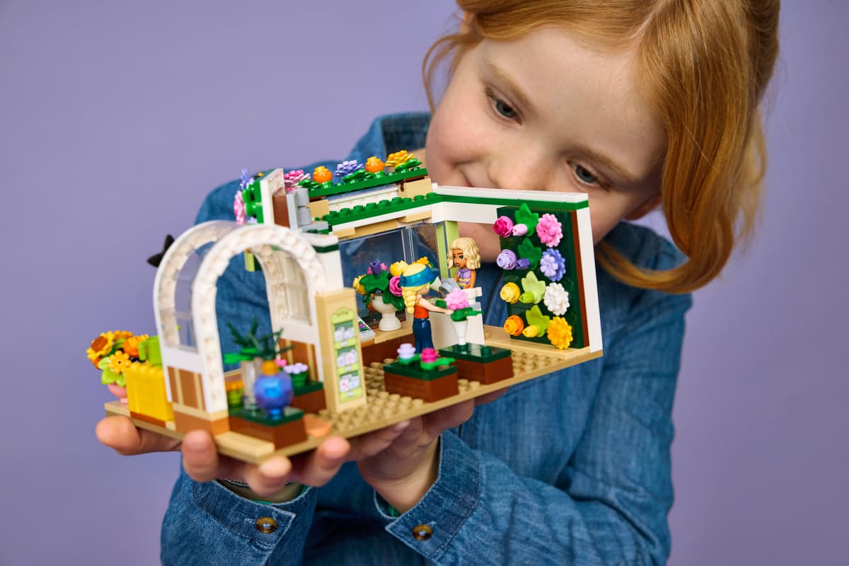 LEGO Friends Creative Flower Shop (42693) | Friends Building Set for Ages 6+