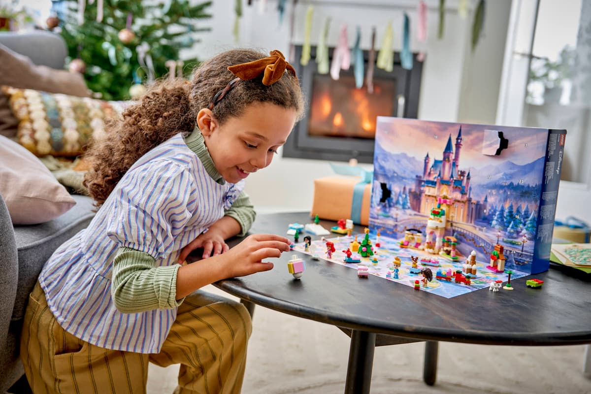 LEGO Disney Princess 2026 Advent Calendar – 24-Day Holiday Countdown (Ages 6+, 479 Pieces) (43298)