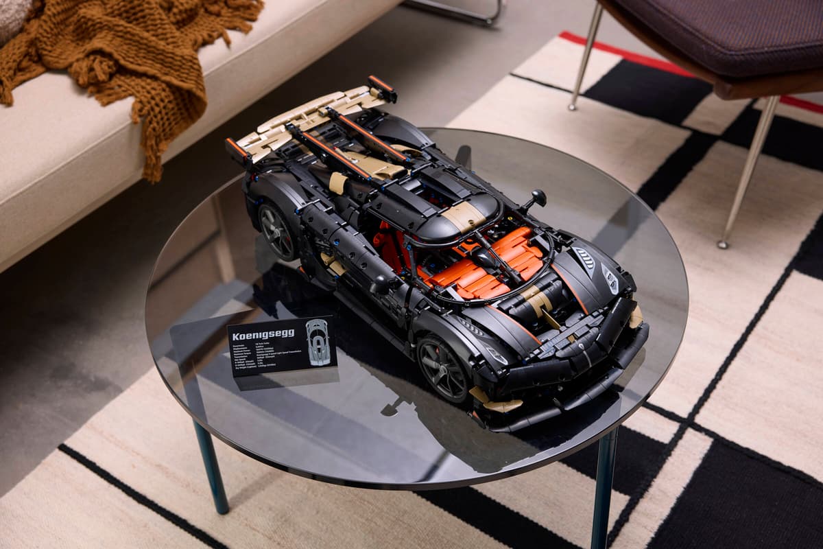 LEGO Technic Koenigsegg Sadair's Spear Megacar – Ultimate Car Concept Series for Adults 18+ (4,104 Pieces) (42232)