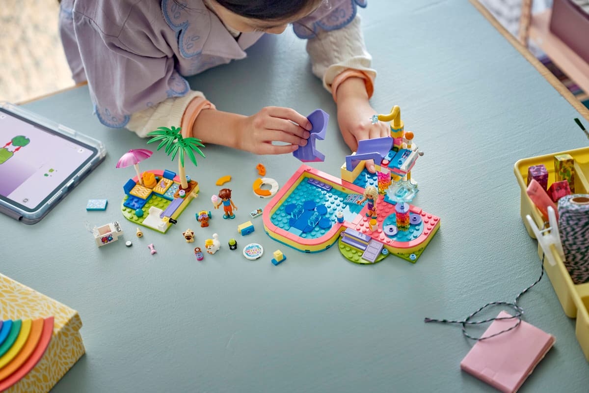 LEGO Friends Fun Water Park Day (42676) | Friends Building Set for Ages 6+