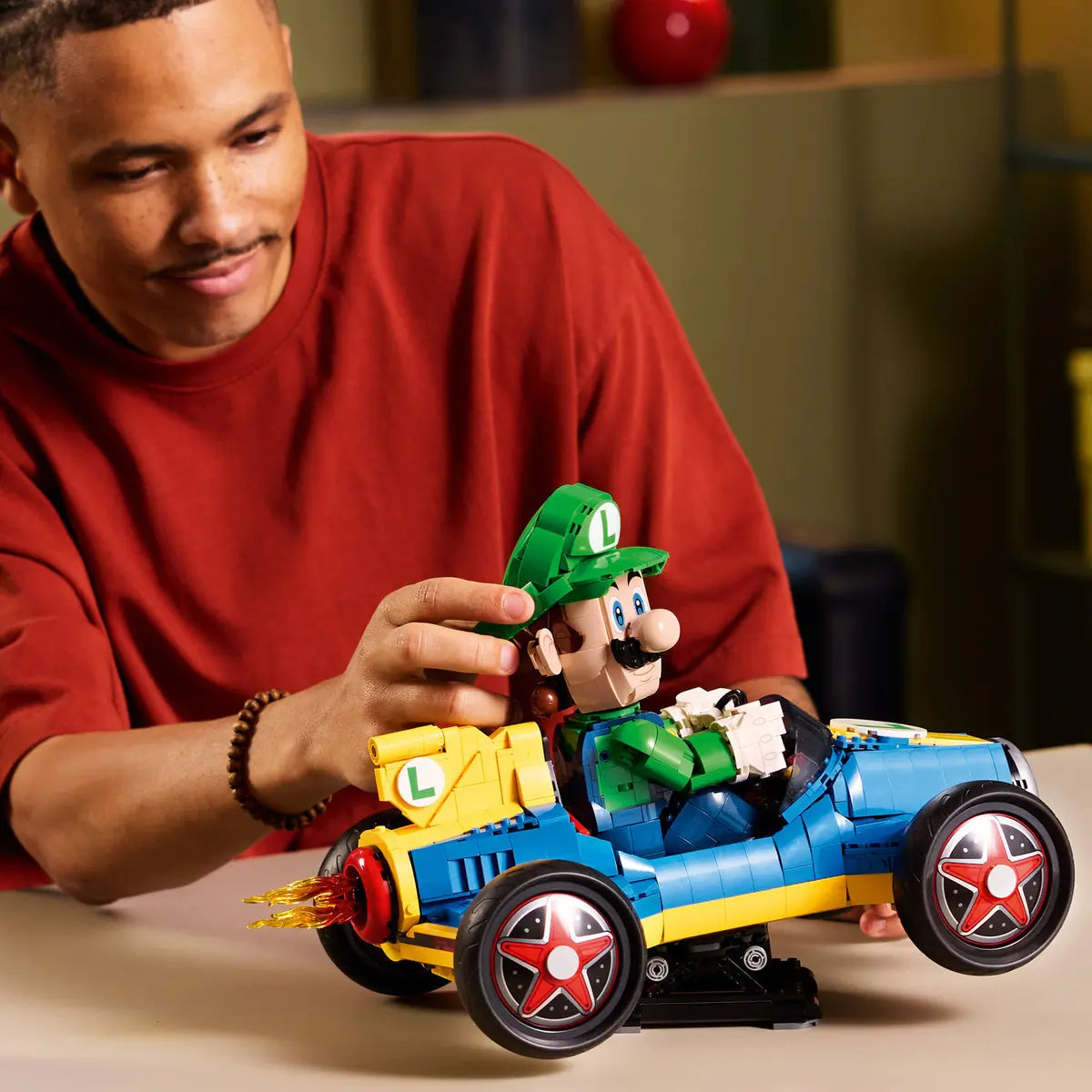 LEGO Super Mario Mario Kart™ – Luigi & Mach 8 (72050) – Collectible Racing Build Set