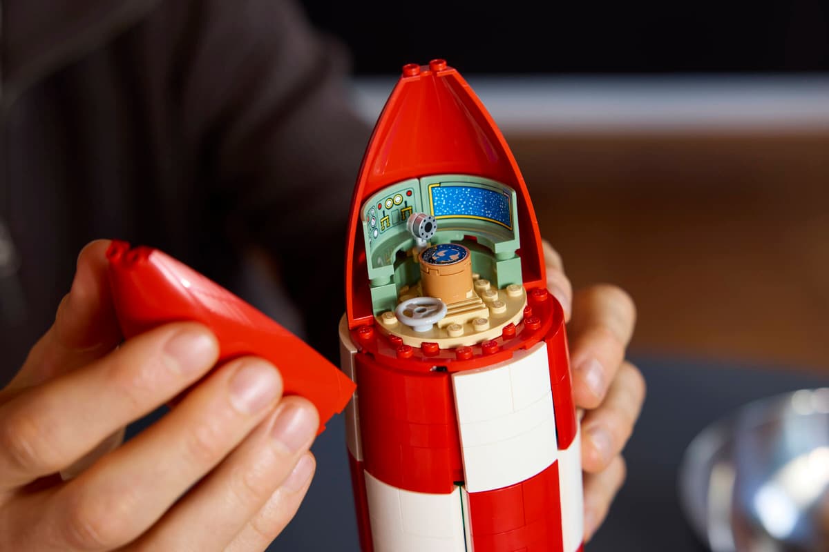 LEGO Ideas Tintin® Moon Rocket (21367) – Collectible Display Building Set for Adults