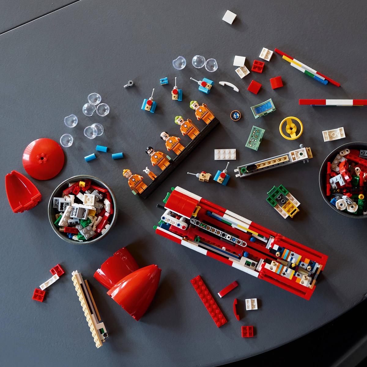 LEGO Ideas Tintin® Moon Rocket (21367) – Collectible Display Building Set for Adults