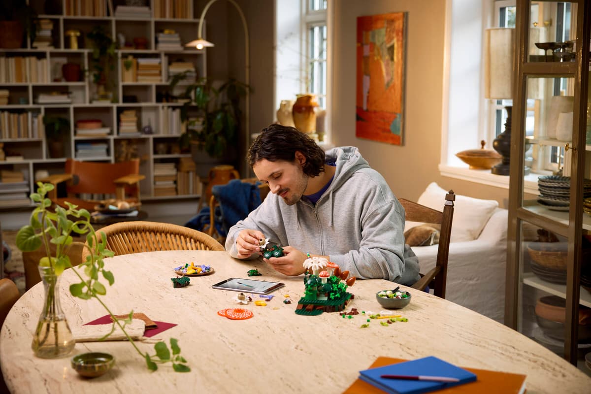 LEGO Botanicals Woodland Mushrooms (11505) | Botanicals Building Set for Ages 8+