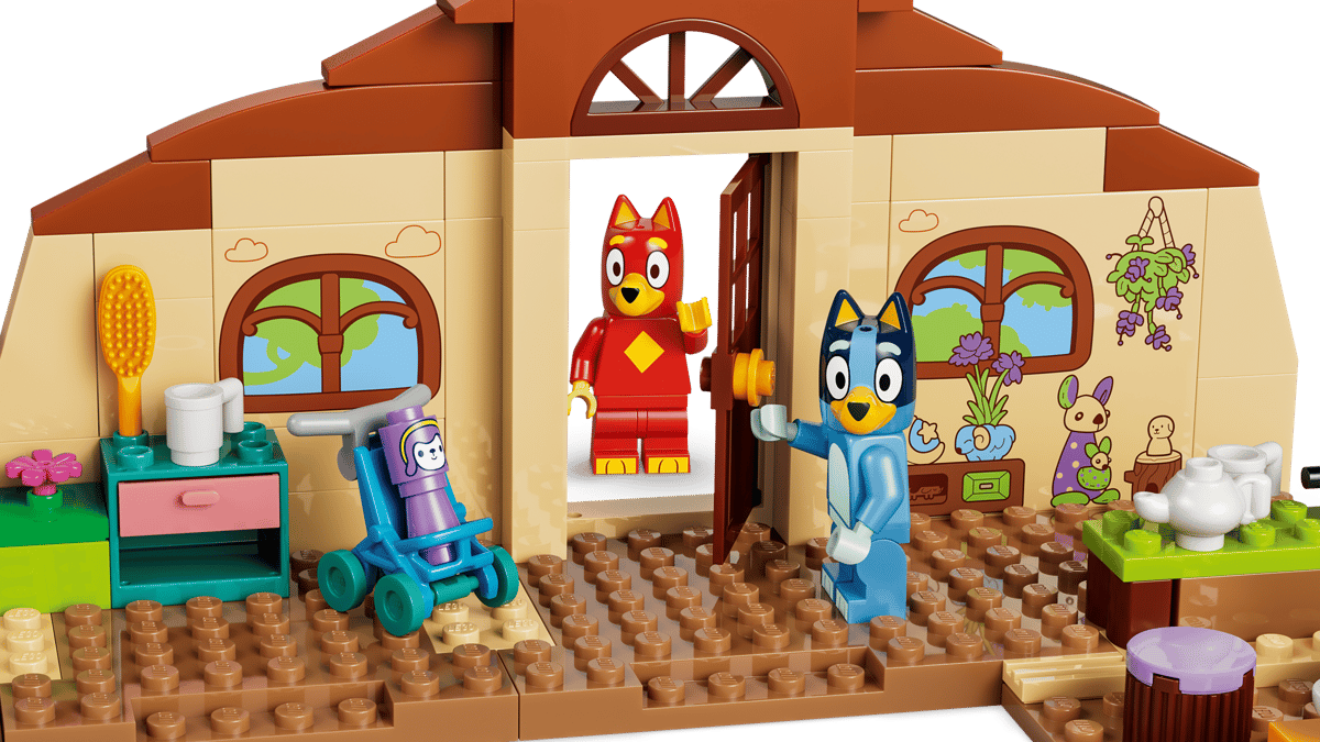 LEGO Bluey School with Rusty and Bluey (11221) | Bluey Building Set for Ages 4+