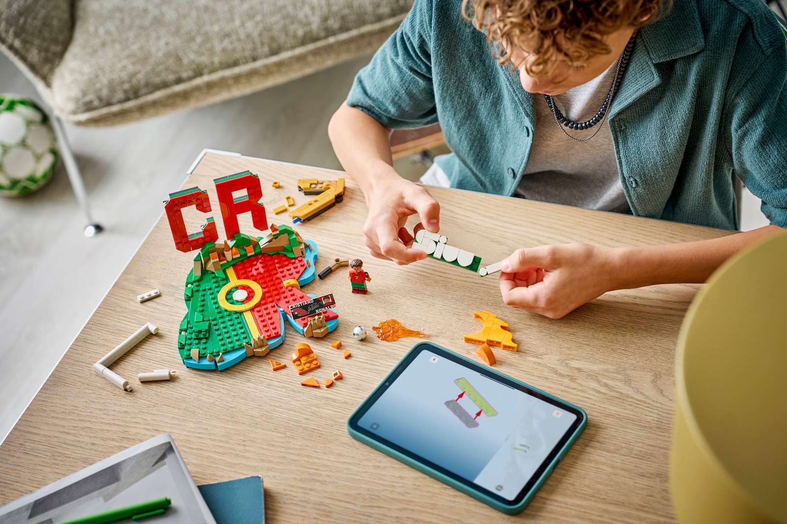 LEGO Editions Cristiano Ronaldo Diorama [43012]