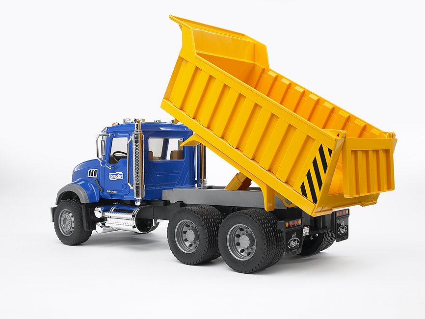 Bruder MACK Granite Dump Truck (02815)