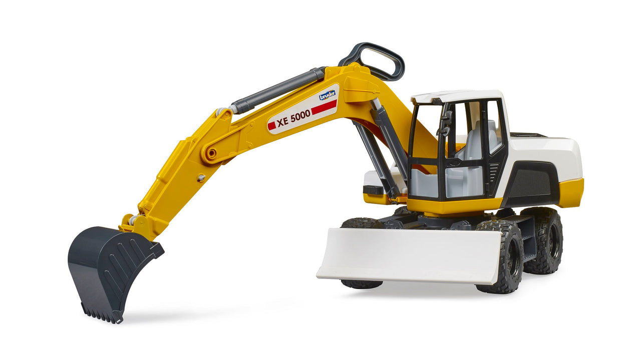 Bruder ROADMAX Excavator (03413)