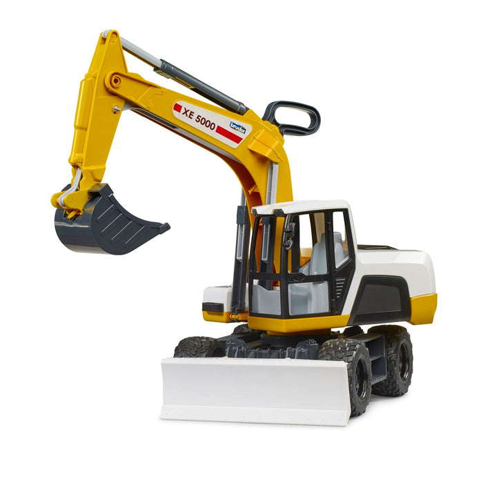 Bruder ROADMAX Excavator (03413)