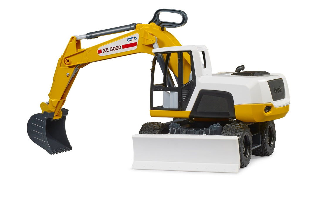 Bruder ROADMAX Excavator (03413)