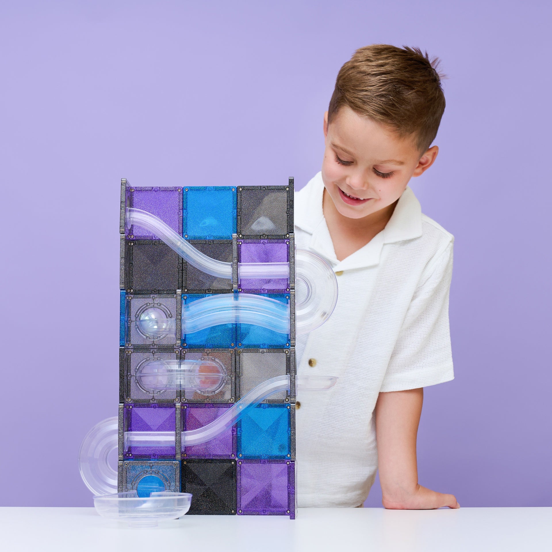 Connetix Ball Run Galaxy Pack 61-Piece – Glitter Magnetic Tiles Ball Run with Light Balls & Space Colour Palette (Ages 3+)