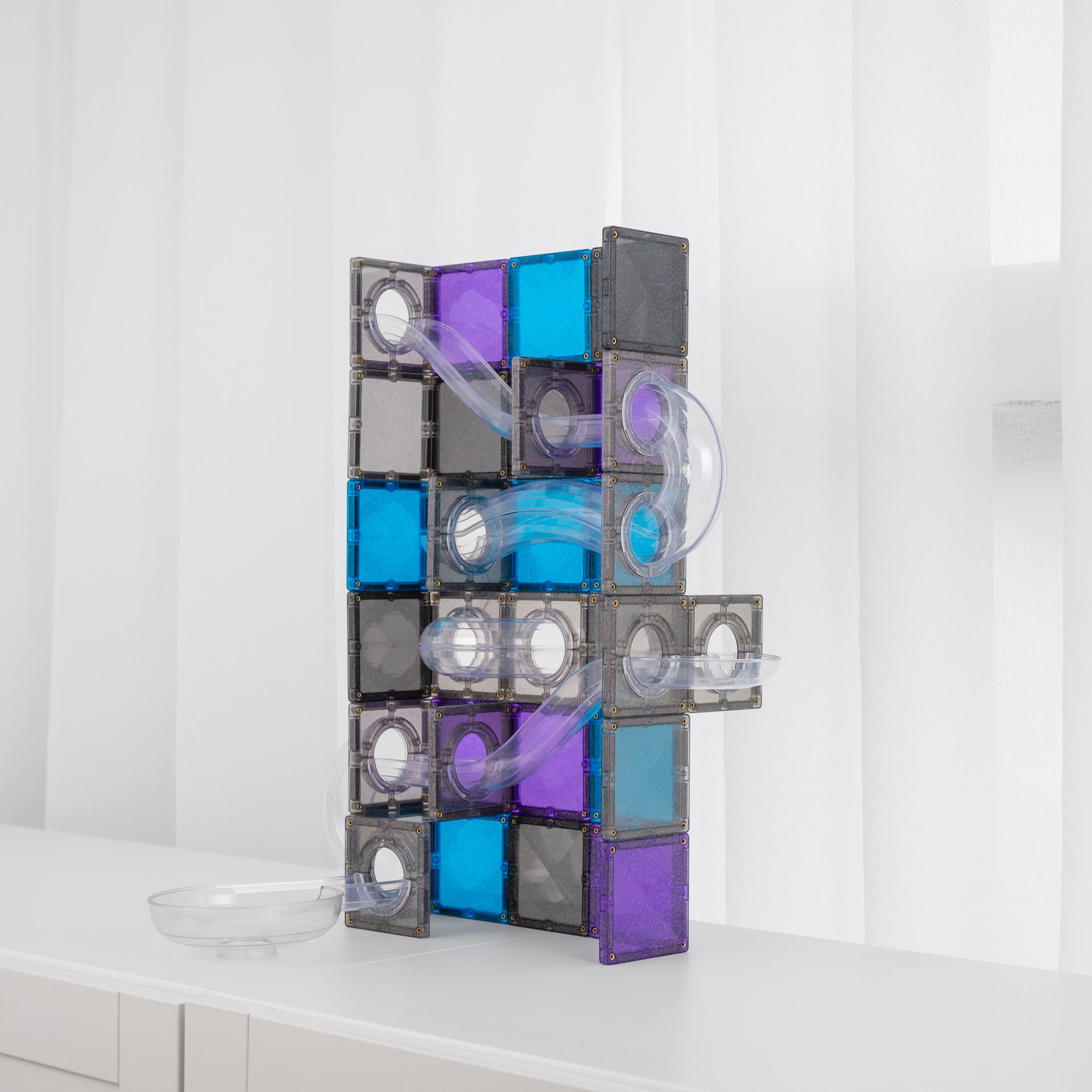 Connetix Ball Run Galaxy Pack 61-Piece – Glitter Magnetic Tiles Ball Run with Light Balls & Space Colour Palette (Ages 3+)