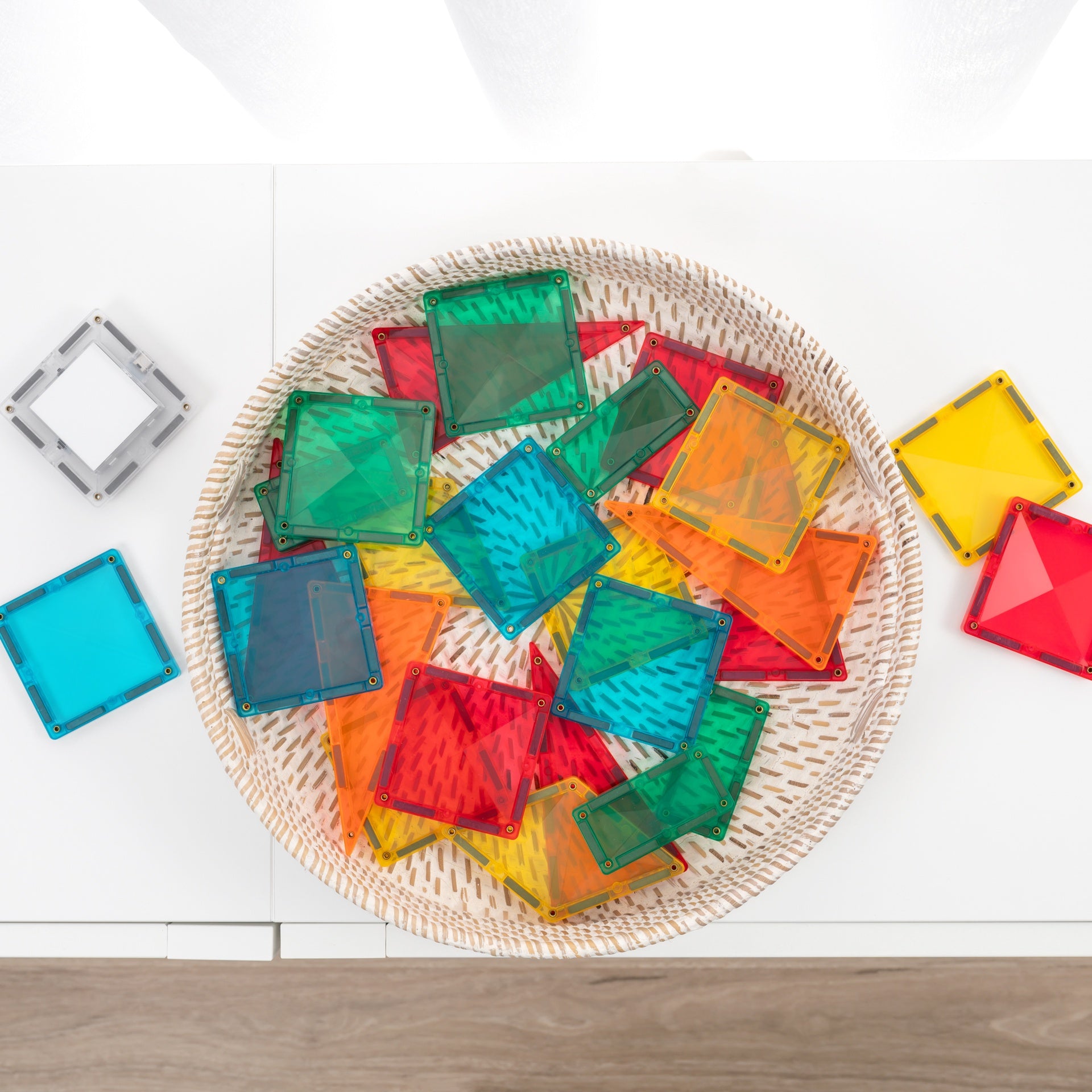 Connetix Light Up Rocket Pack 30-Piece – Magnetic Tiles with Rechargeable Light Tile, 3 Brightness Settings & STEAM Play (Ages 3+)