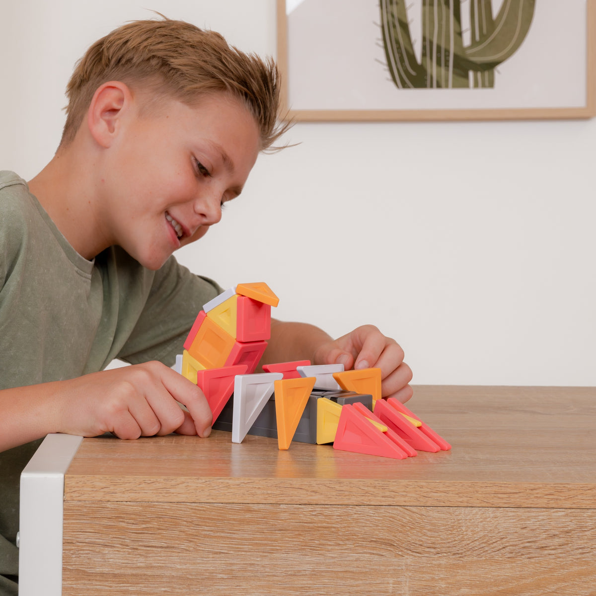 Connetix PRO Build It 4 Ways Creatures Pack – 36-Piece Precision Magnetic Tiles with Smart Spin™ Technology & Collectible Tin (Ages 5+)