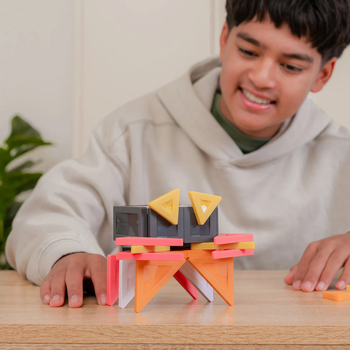 Connetix PRO Build It 4 Ways Creatures Pack – 36-Piece Precision Magnetic Tiles with Smart Spin™ Technology & Collectible Tin (Ages 5+)